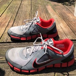 Men’s 10.5 Nike Training/Running shoes